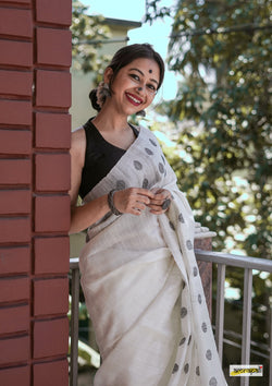 Handwoven Pure Matka Jamdani with Resham Butas
