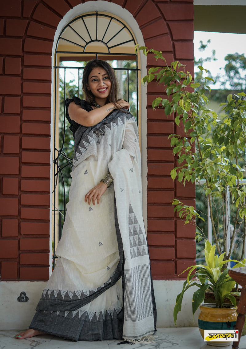 Handloom cotton with jamdani inspired buti