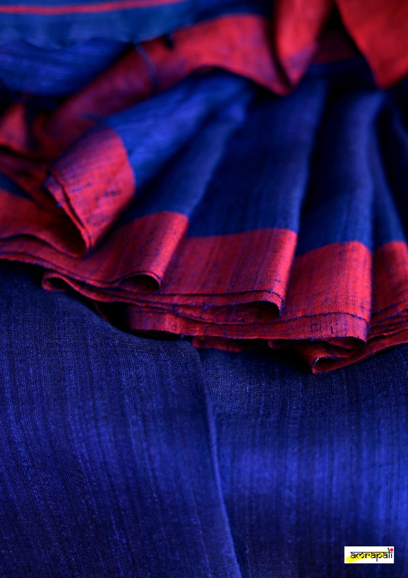 Handwoven Pure Matka with Woven Gold Sequins
