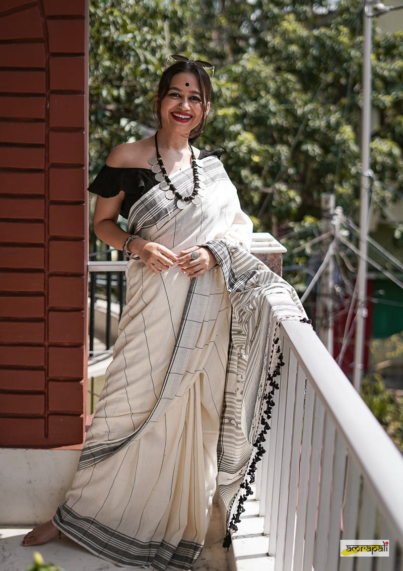 Handloom Pure Kala Cotton Bhujodi