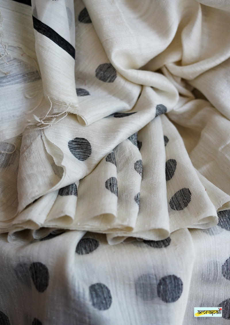 Handwoven Pure Matka Jamdani with Resham Butas