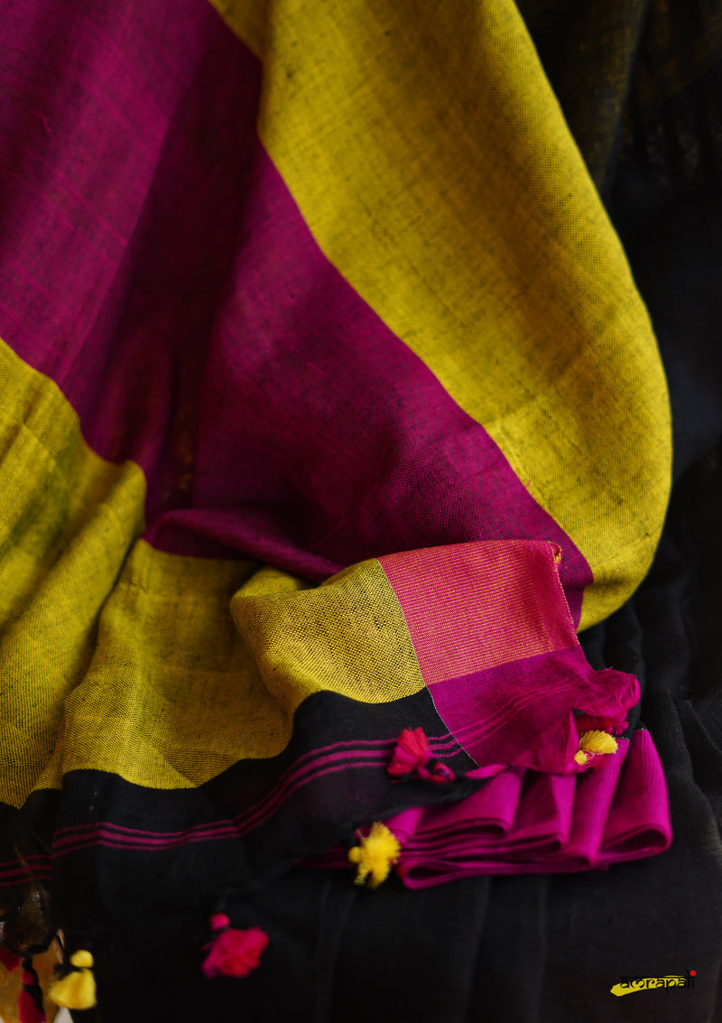 Black Colorblock Cotton with pompoms