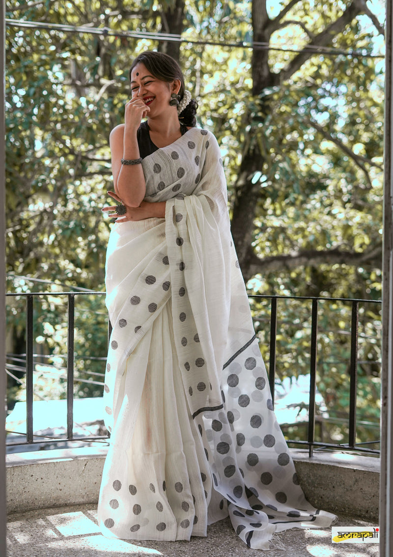 Handwoven Pure Matka Jamdani with Resham Butas