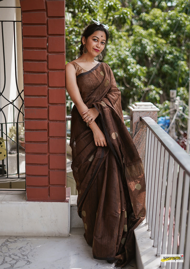 Matka Resham with golden zari polka butis
