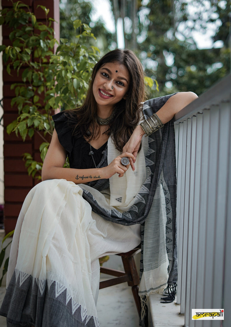 Handloom cotton with jamdani inspired buti