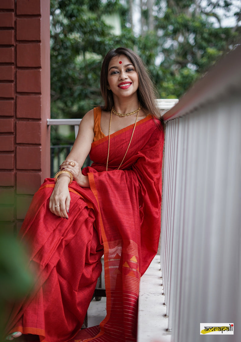 Handwoven Matka Tussar Jamdani with Spun Silk Palla