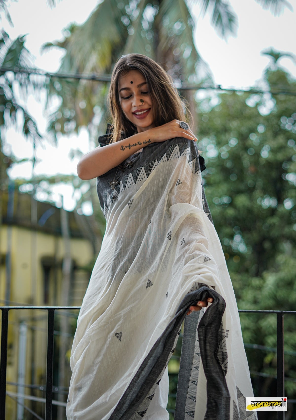 Handloom cotton with jamdani inspired buti  Amrapali Boutique
