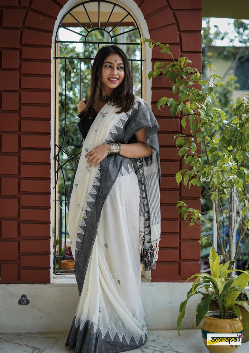 Handloom cotton with jamdani inspired buti