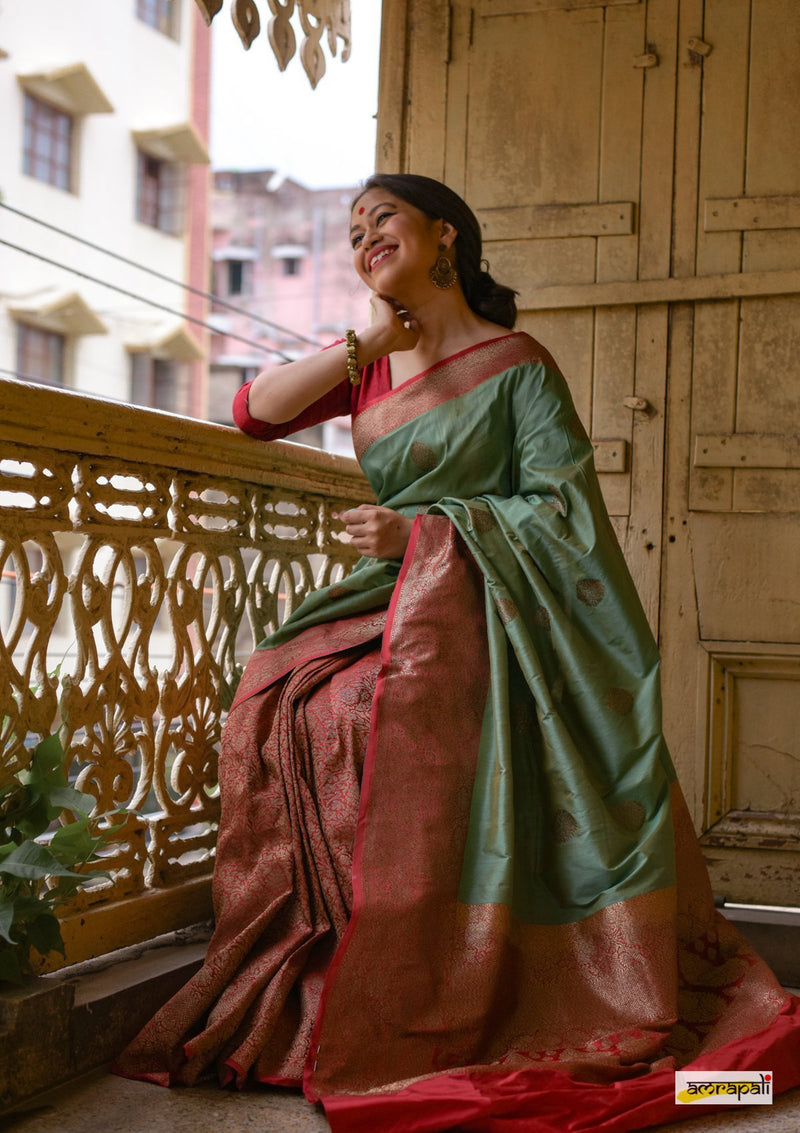 Handwoven Sea-green Pure Tussar Benarasi