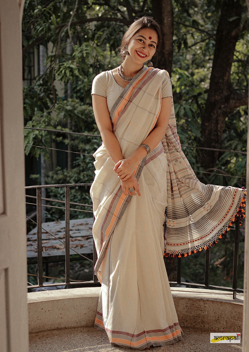 Buy Green Sarees for Women by Indie Picks Online | Ajio.com