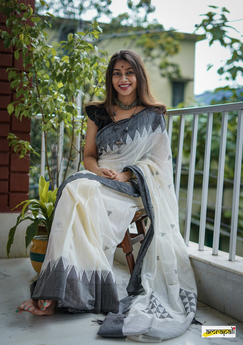 Handloom cotton with jamdani inspired buti