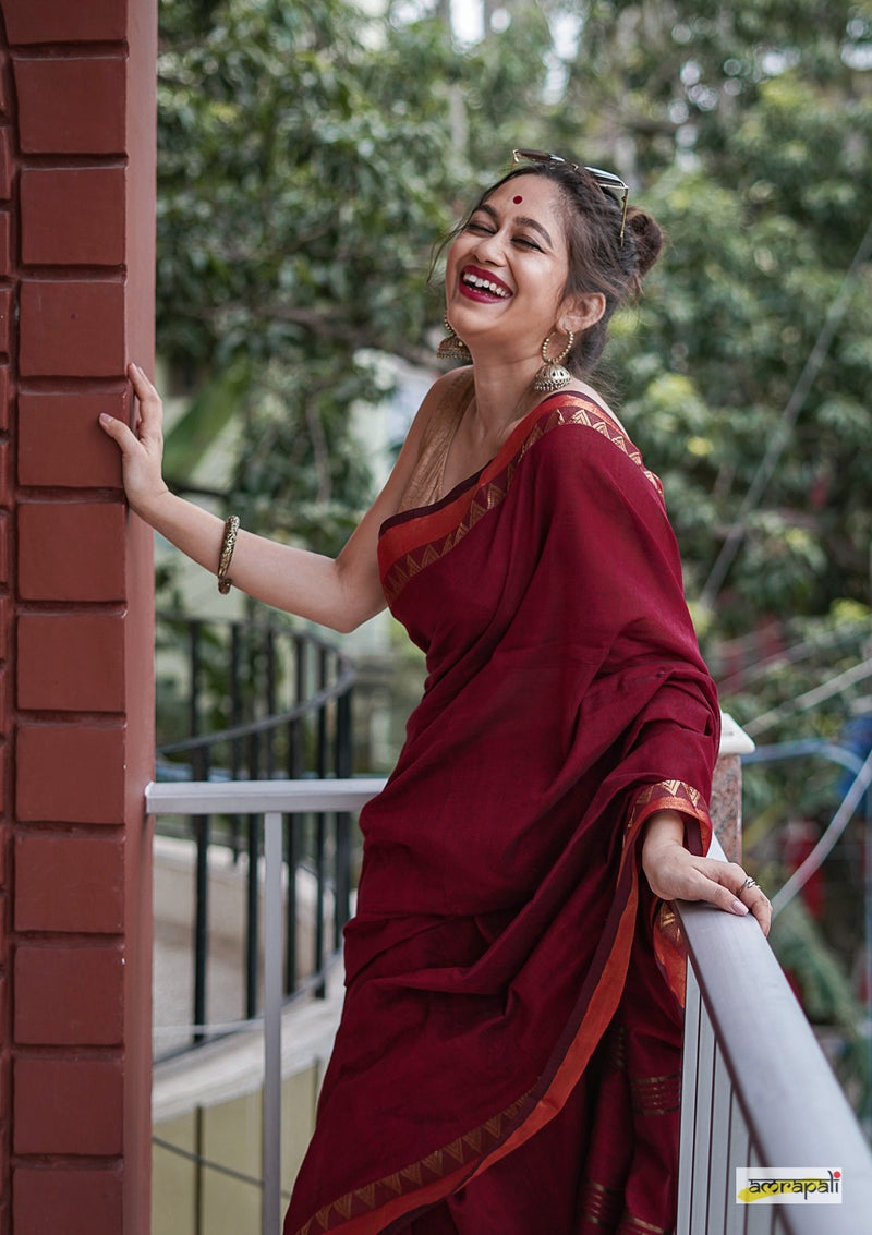 Maroon Cotton saree with Woven Gold Temple Border