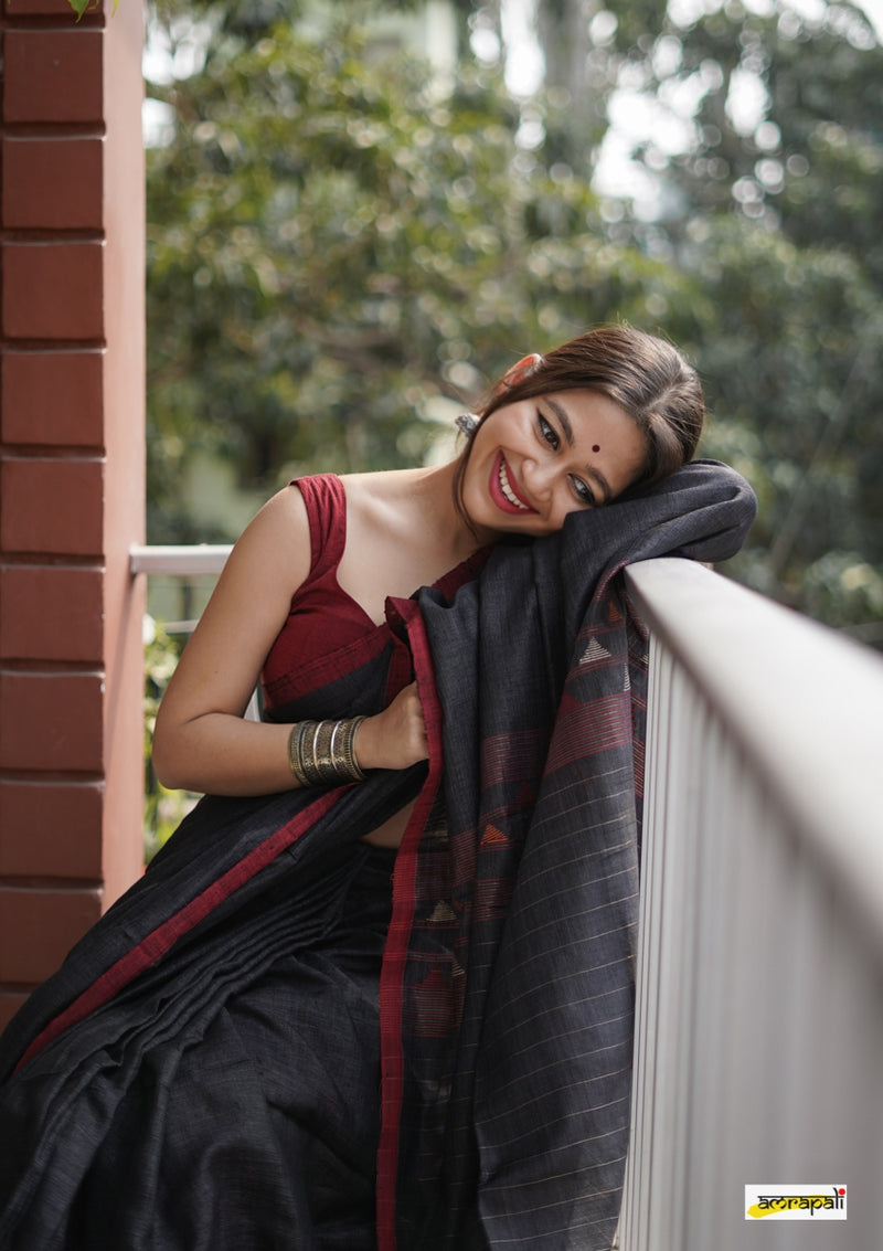 Handwoven Matka Tussar with Spun Silk Palla