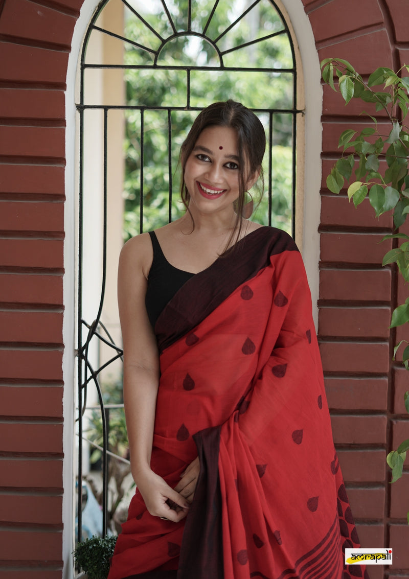 Pure Handloom Cotton with tiny leaf buti