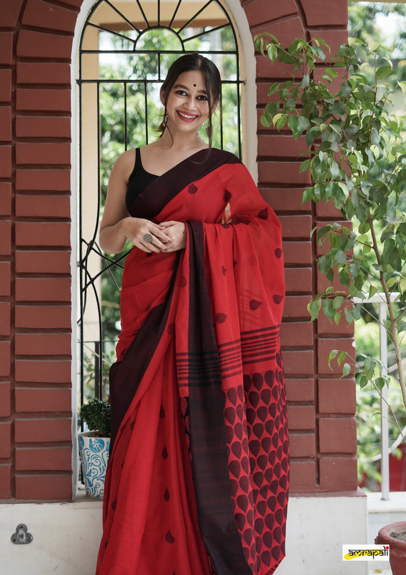 Pure Handloom Cotton with tiny leaf buti