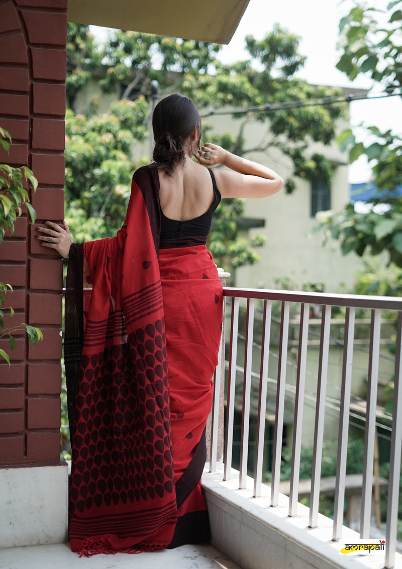 Pure Handloom Cotton with tiny leaf buti