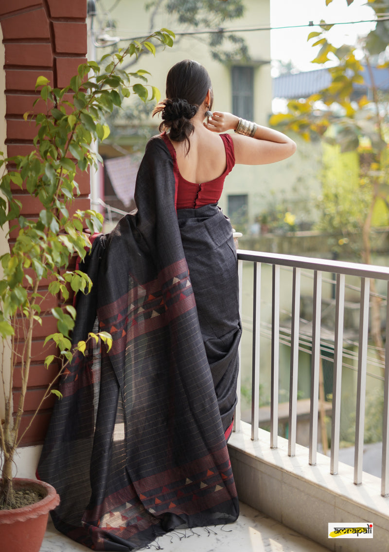 Handwoven Matka Tussar with Spun Silk Palla