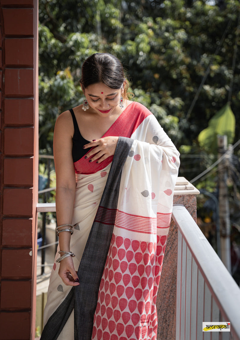 Pure Handloom Cotton with tiny leaf buti