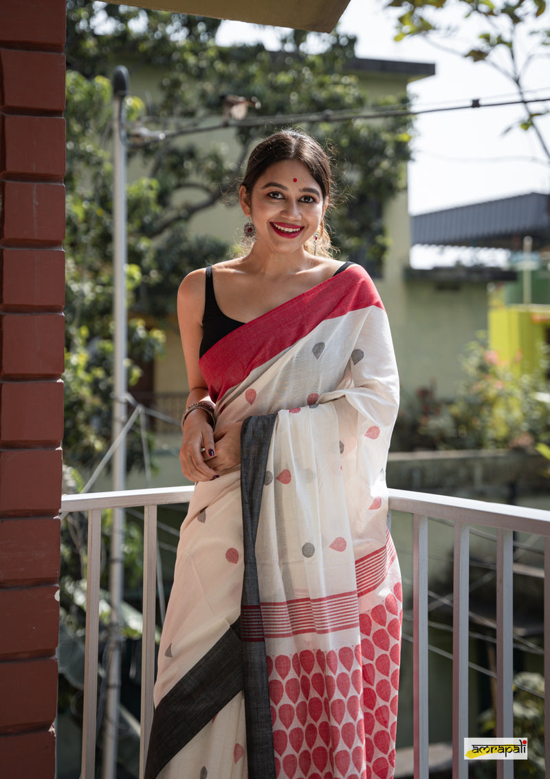 Pure Handloom Cotton with tiny leaf buti