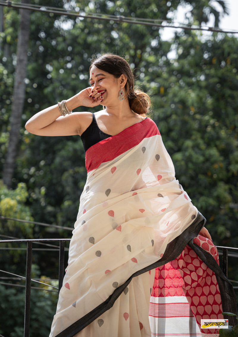 Pure Handloom Cotton with tiny leaf buti
